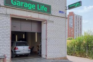 Garage life 11